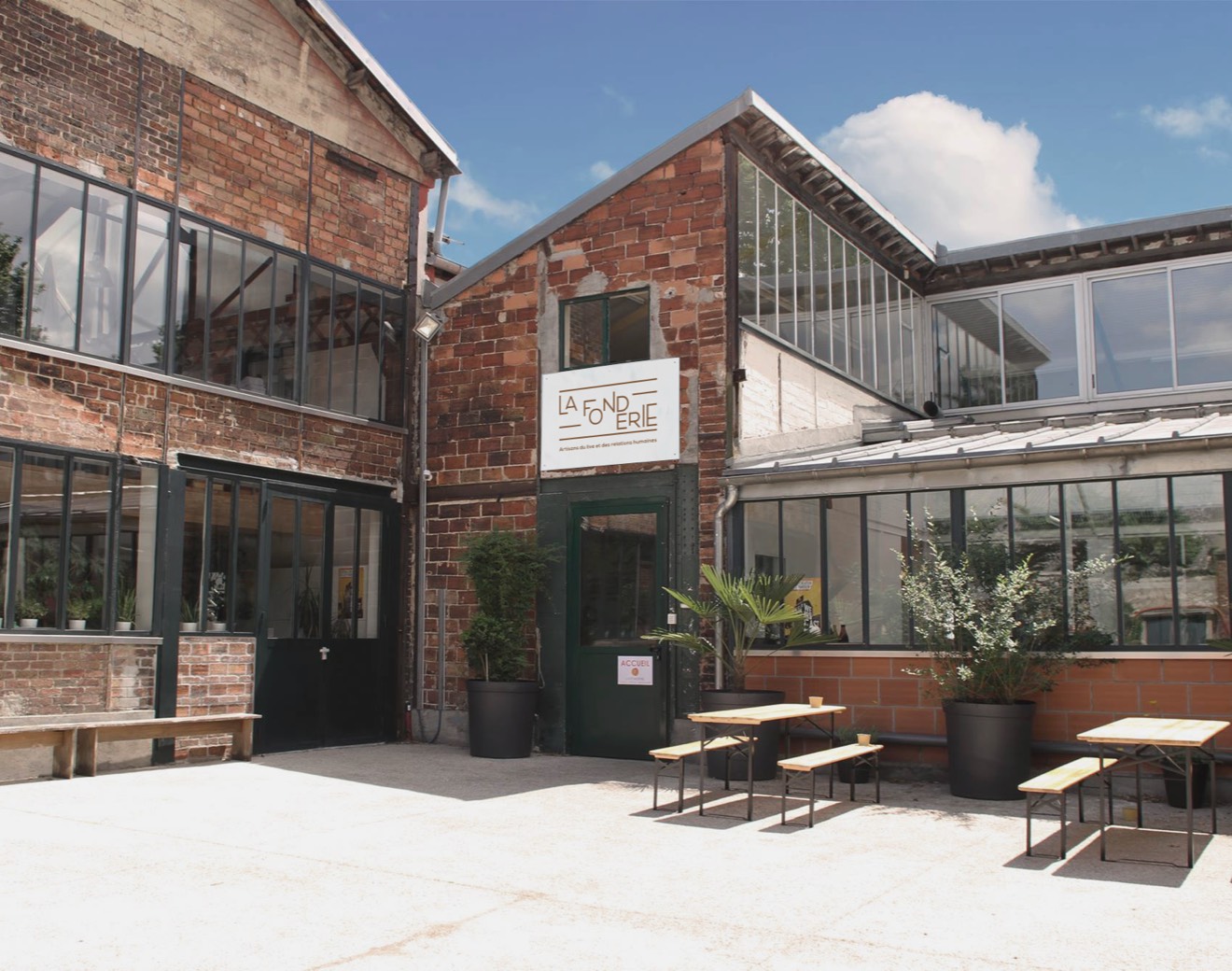 Entrée de La Fonderie à Pantin